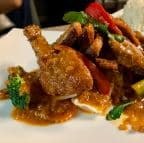 Best Crispy half duck with basil sauce in Guttenberg, NJ